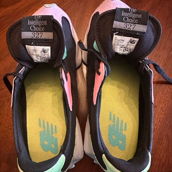 New Balance 327 Black Multi Women's 8 - Picture 8 of 8